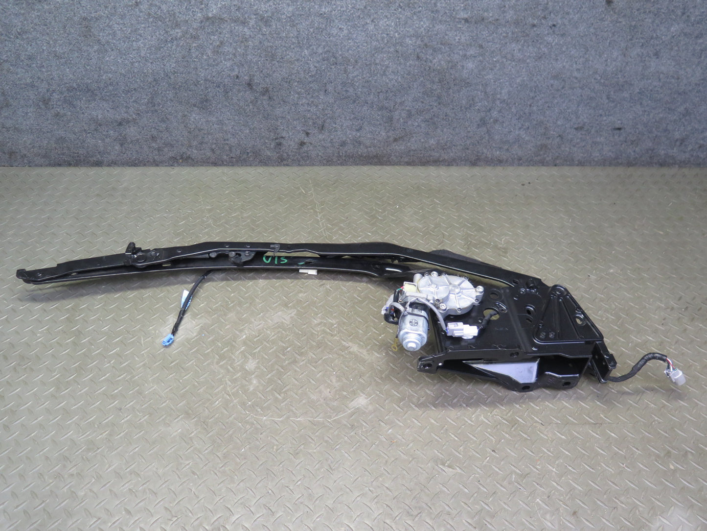 10-13 Lexus IS350 IS250 Convert Set of 2 Rear Electric TOP Roof Motor Hinge OEM