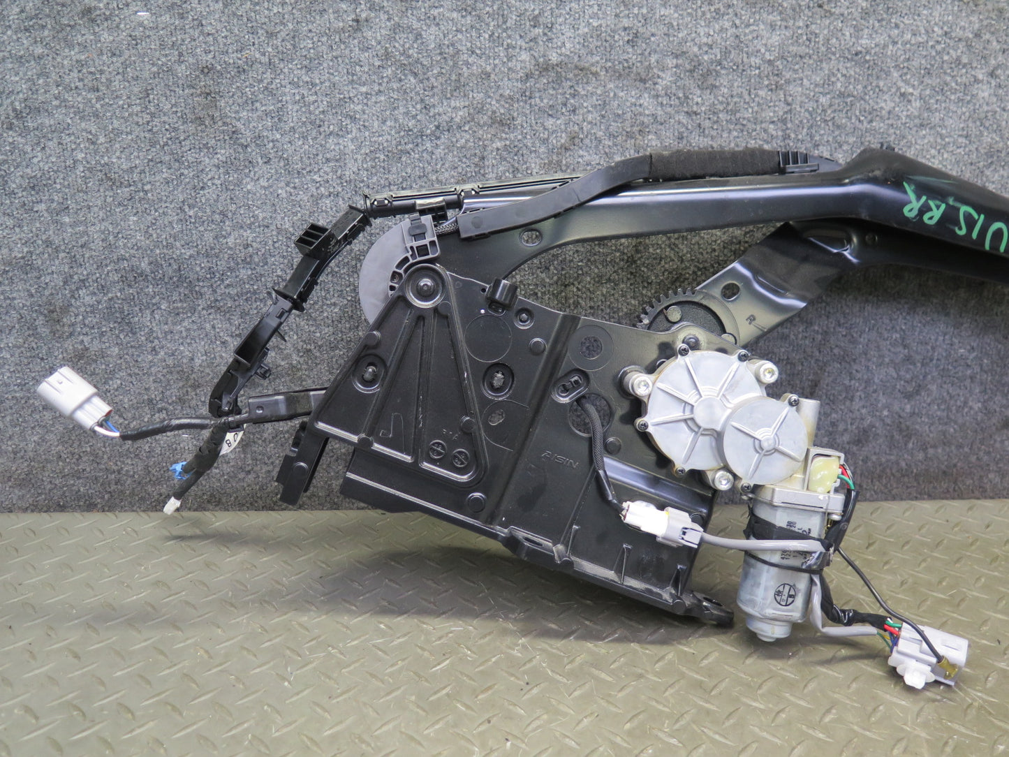 10-13 Lexus IS350 IS250 Convert Set of 2 Rear Electric TOP Roof Motor Hinge OEM