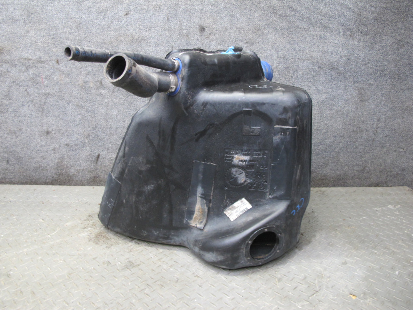 97-98 Chevrolet Corvette C5 Rear Left Fuel Tank 87K Miles 10410831 OEM