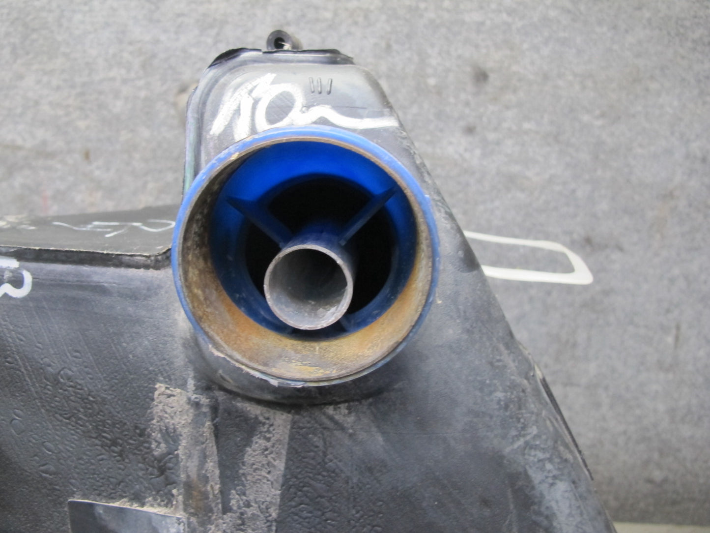 97-98 Chevrolet Corvette C5 Rear Left Fuel Tank 87K Miles 10410831 OEM