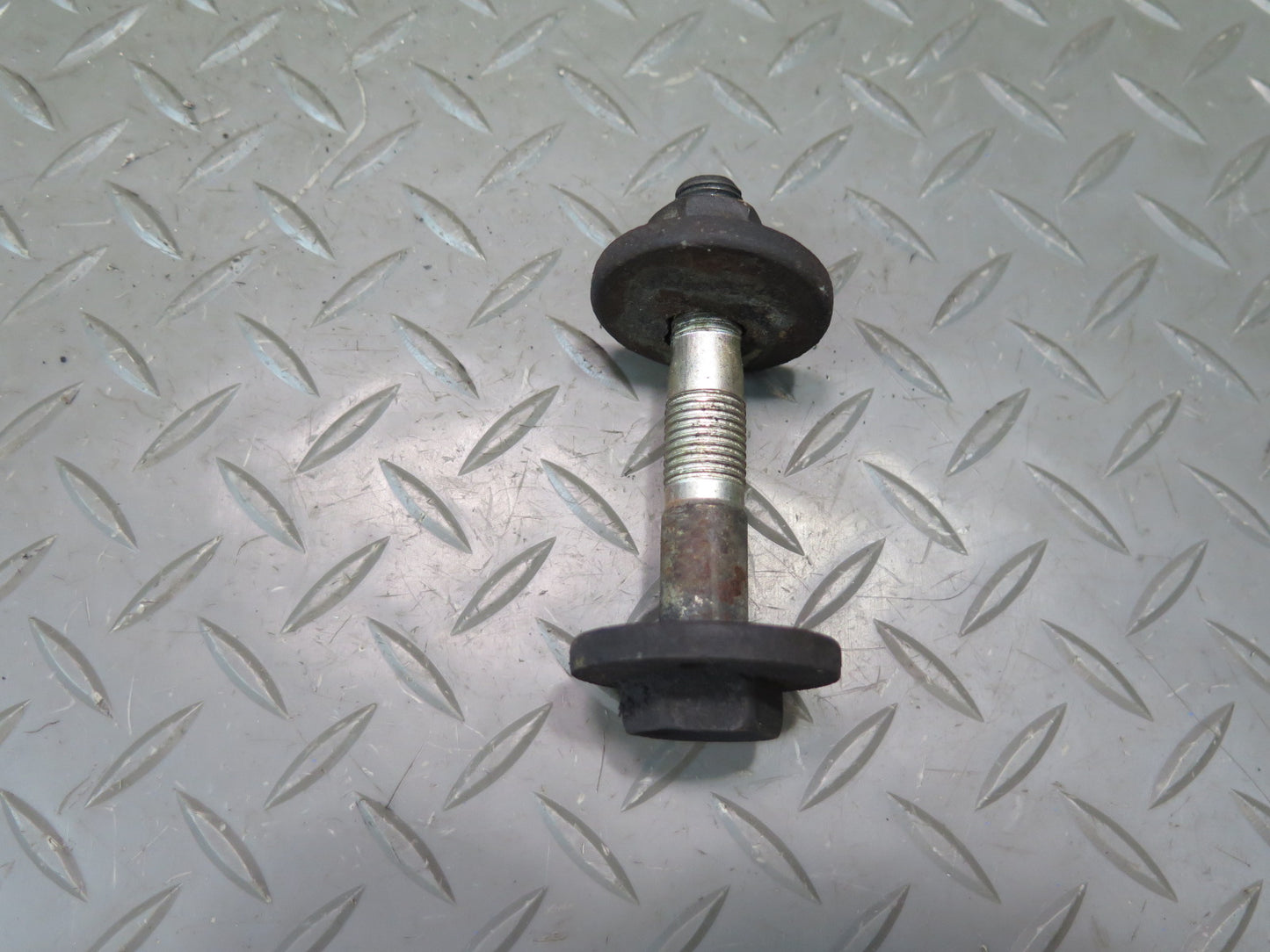 02-10 Lexus Z40 SC430 Set of 4 Rear Suspension Eccentric Camber Bolts OEM