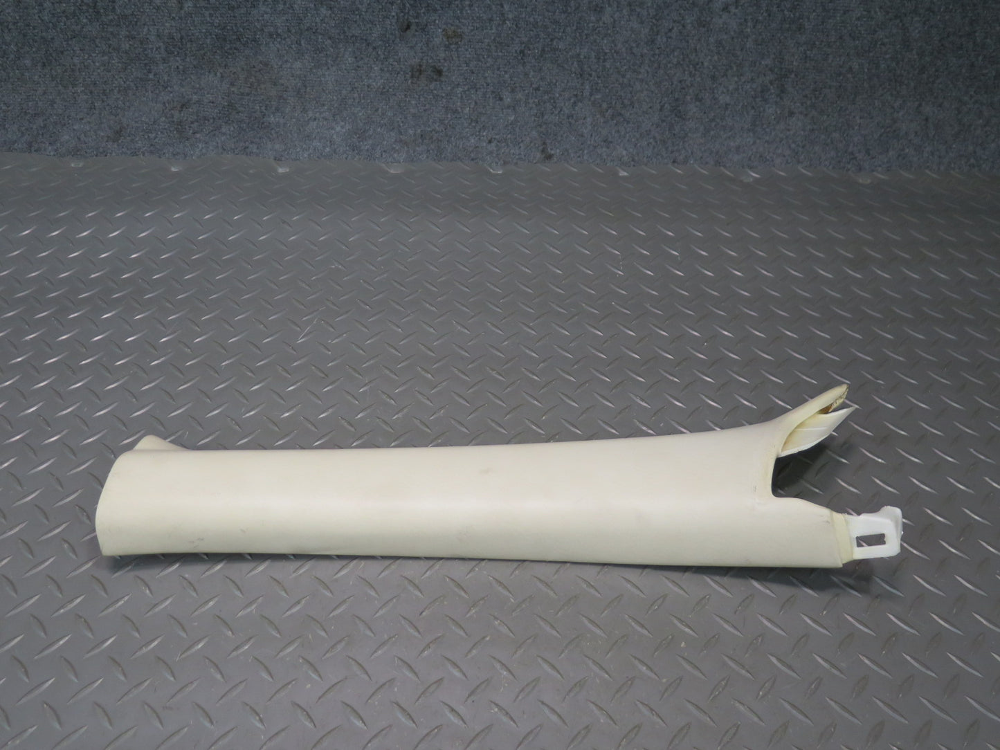 02-10 Lexus UZZ40L SC430 Front Left & Right A Pillar Interior Trim Panel Set OEM