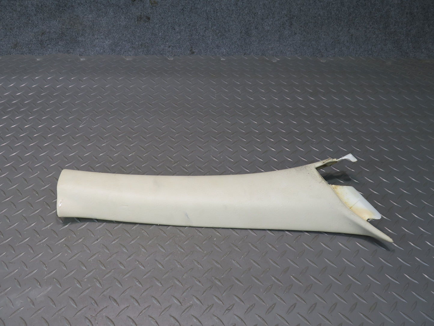 02-10 Lexus UZZ40L SC430 Front Left & Right A Pillar Interior Trim Panel Set OEM
