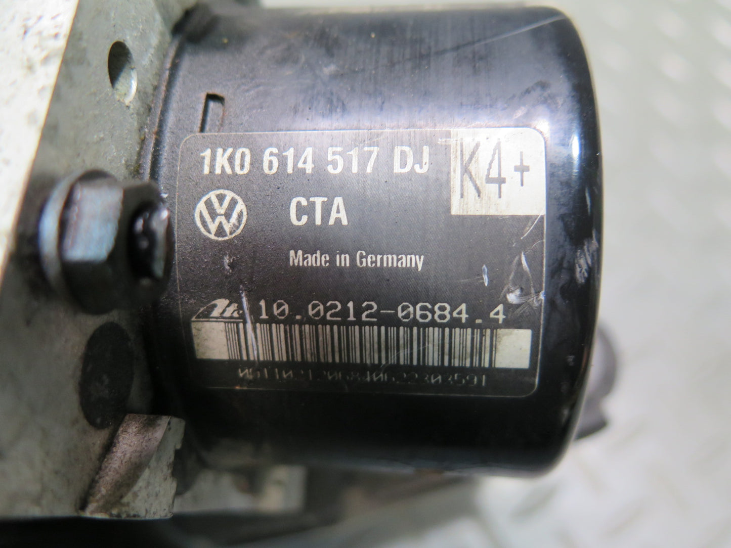 2012 VW Golf R MK6 Anti Lock Brake ABS Pump Module w Bracket 1K0614517DJ OEM
