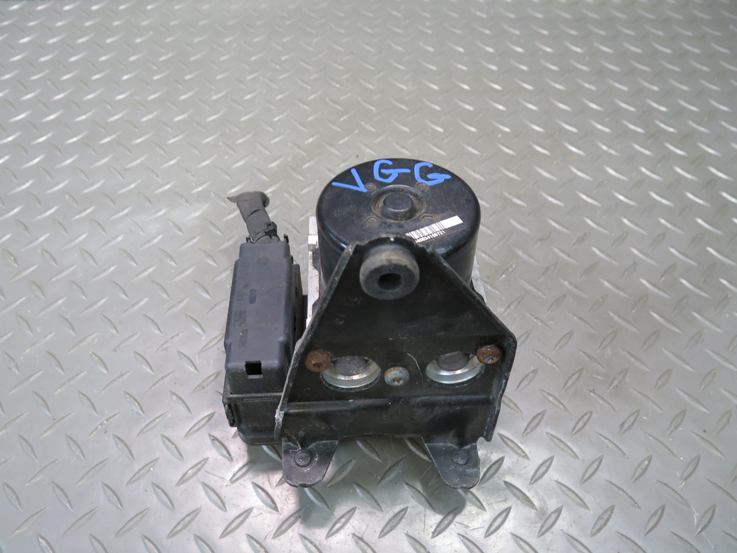 2012 VW Golf R MK6 Anti Lock Brake ABS Pump Module w Bracket 1K0614517DJ OEM