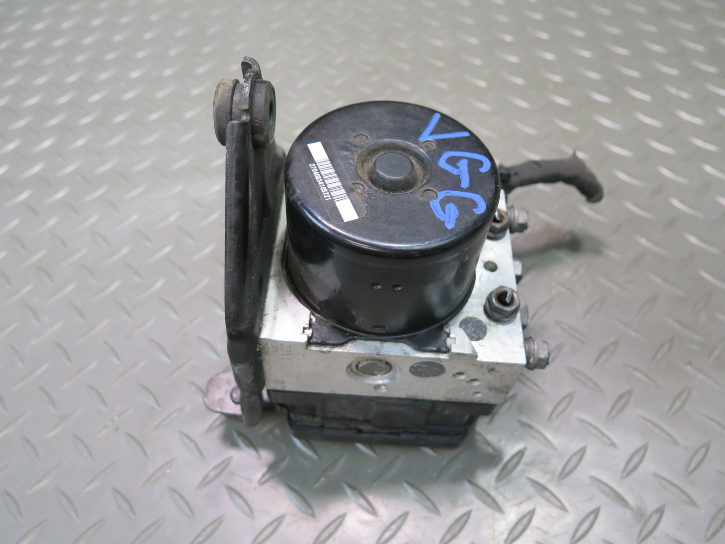 2012 VW Golf R MK6 Anti Lock Brake ABS Pump Module w Bracket 1K0614517DJ OEM