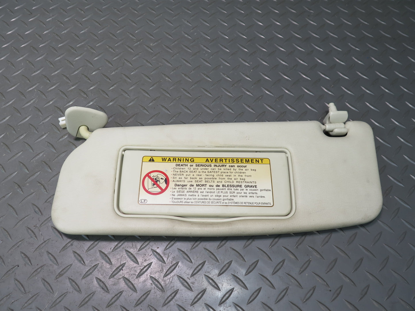 02-05 Lexus UZZ40L SC430 Set of 2 Front Left & Right Sun Visor OEM