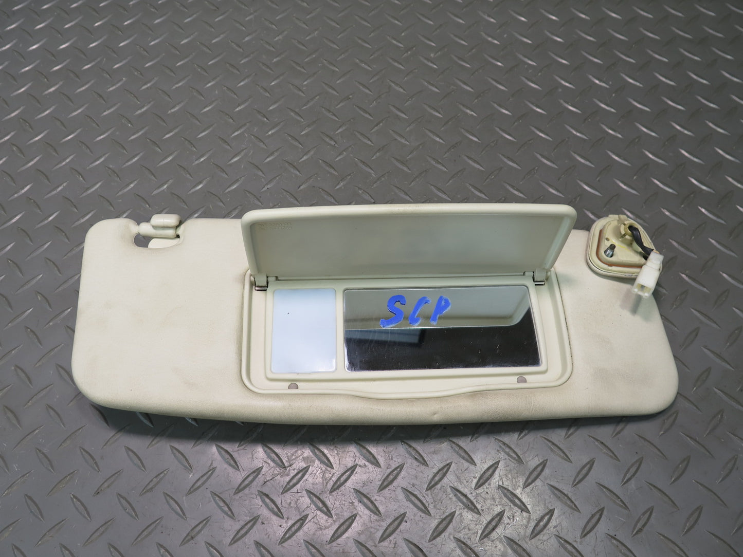 02-05 Lexus UZZ40L SC430 Set of 2 Front Left & Right Sun Visor OEM