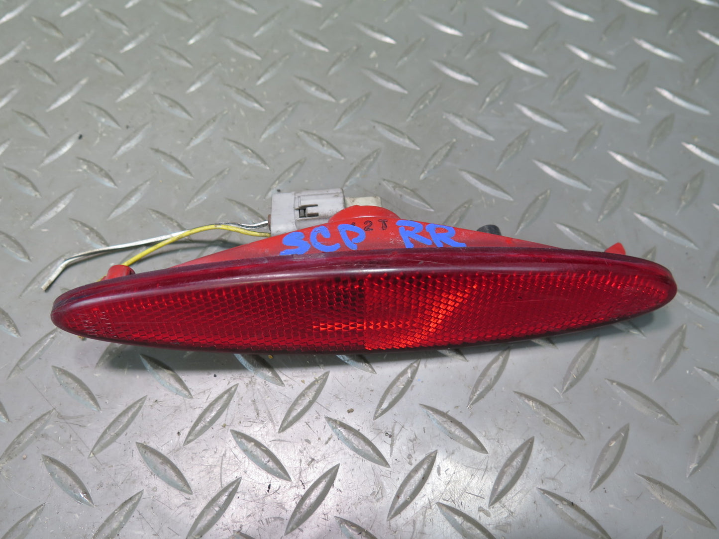02-10 Lexus UZZ40L SC430 Set of 2 Rear Left & Right Side Marker Light Lamp OEM
