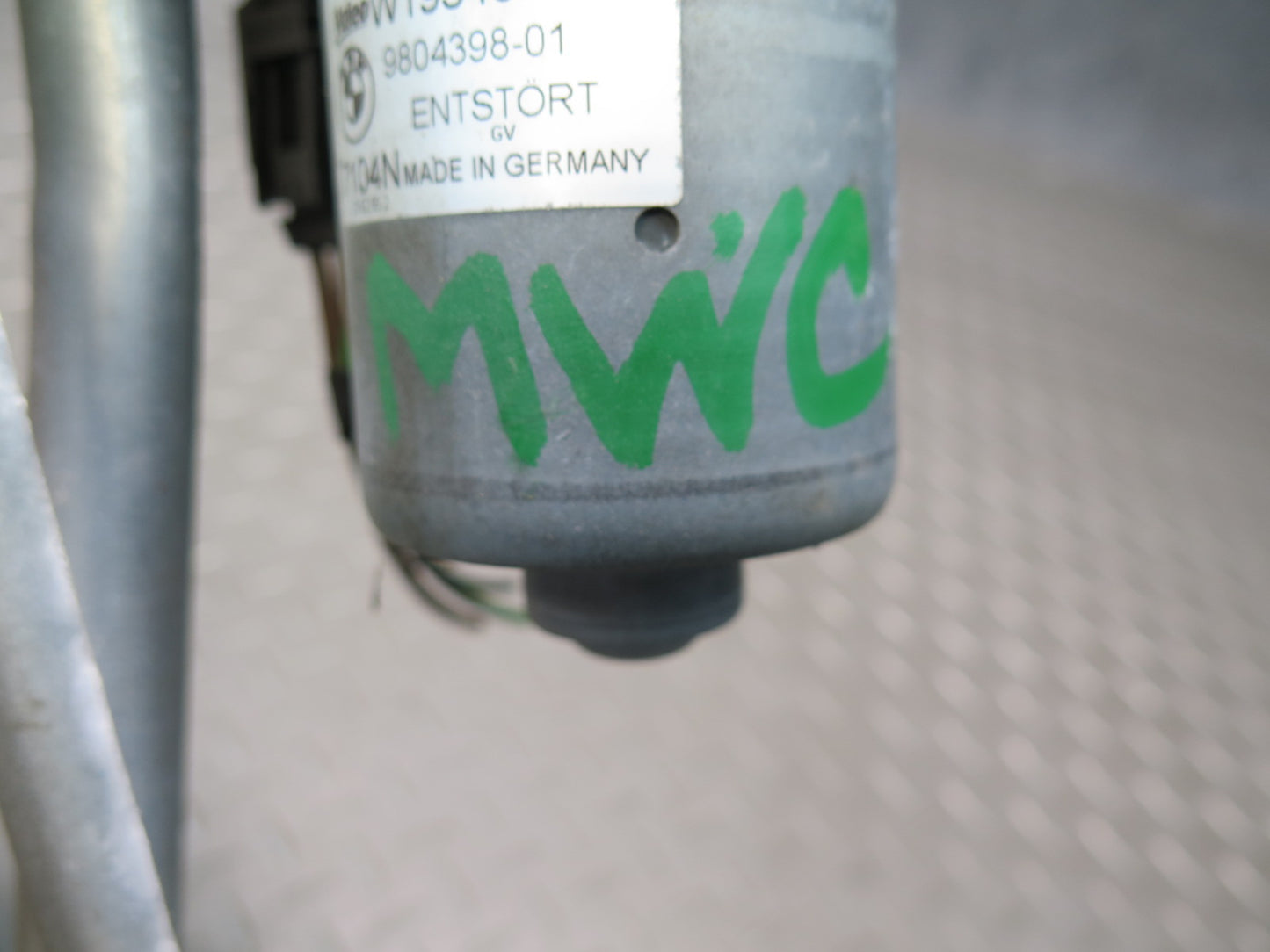 11-15 Mini Cooper R60 R61 Windshield Wiper Transmission Linkage w Motor OEM