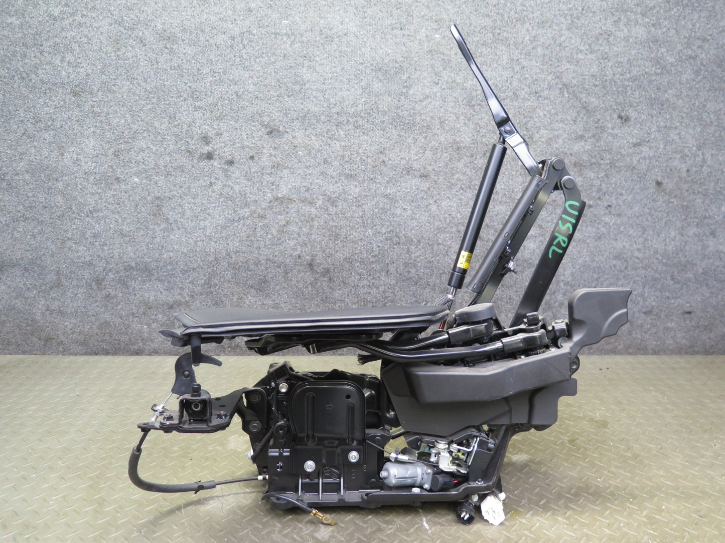 10-13 Lexus GSE20L IS350 IS250 Convertible Rear Left Trunk Lid Hinge w Motor OEM