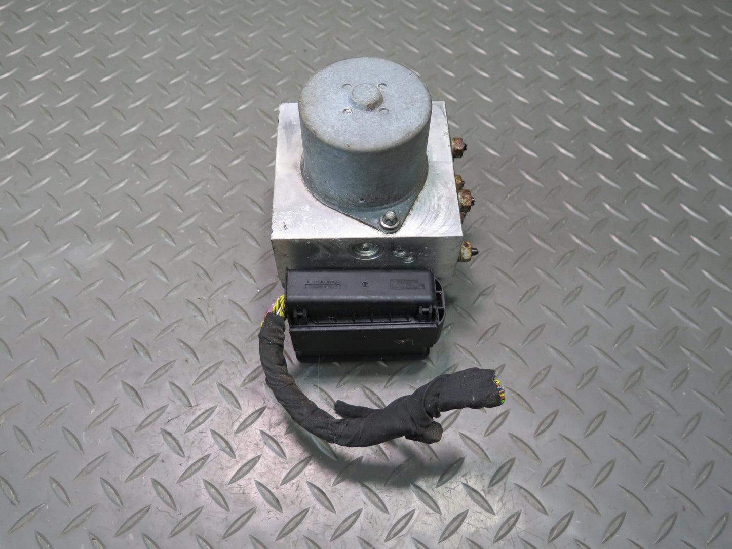 11-15 Mini Cooper R60 R61 Anti Lock Brake ABS Pump 9813345 OEM