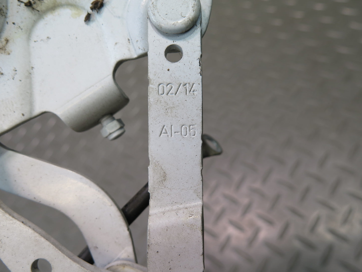 11-15 Mini Cooper R60 R61 Cpuntryman Set of 2 Front Hood Hinge Support OEM