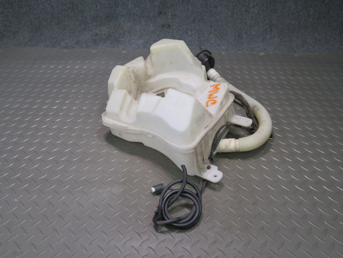 11-15 Mini Cooper R60 R61 Windshield Washer Fluid Reservoir Tank w Pump OEM