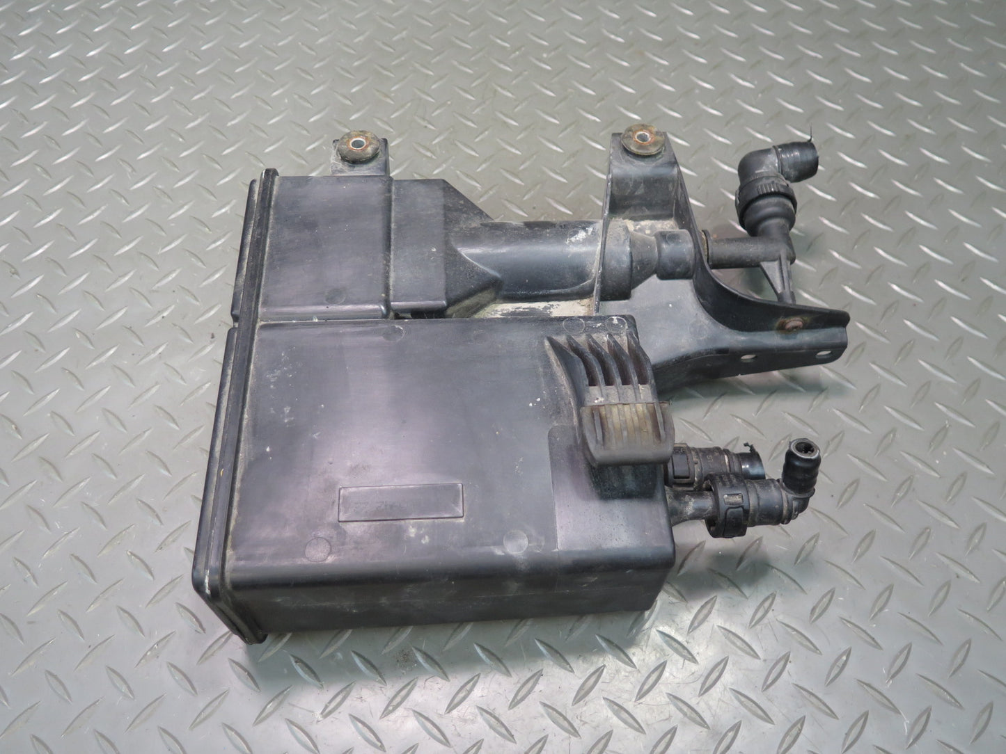 11-15 Mini Cooper R60 R61 Fuel Evap Vapor Charcoal Canister 9803304 OEM