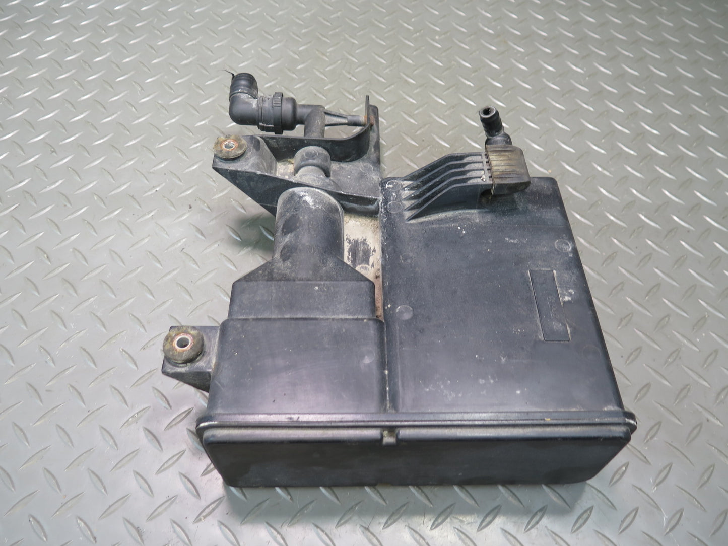 11-15 Mini Cooper R60 R61 Fuel Evap Vapor Charcoal Canister 9803304 OEM