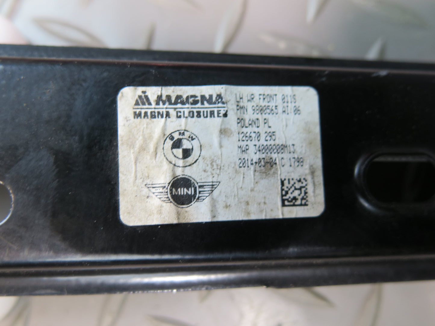 11-15 Mini Cooper R60 Countryman Front Left Door Window Regulator w Motor OEM