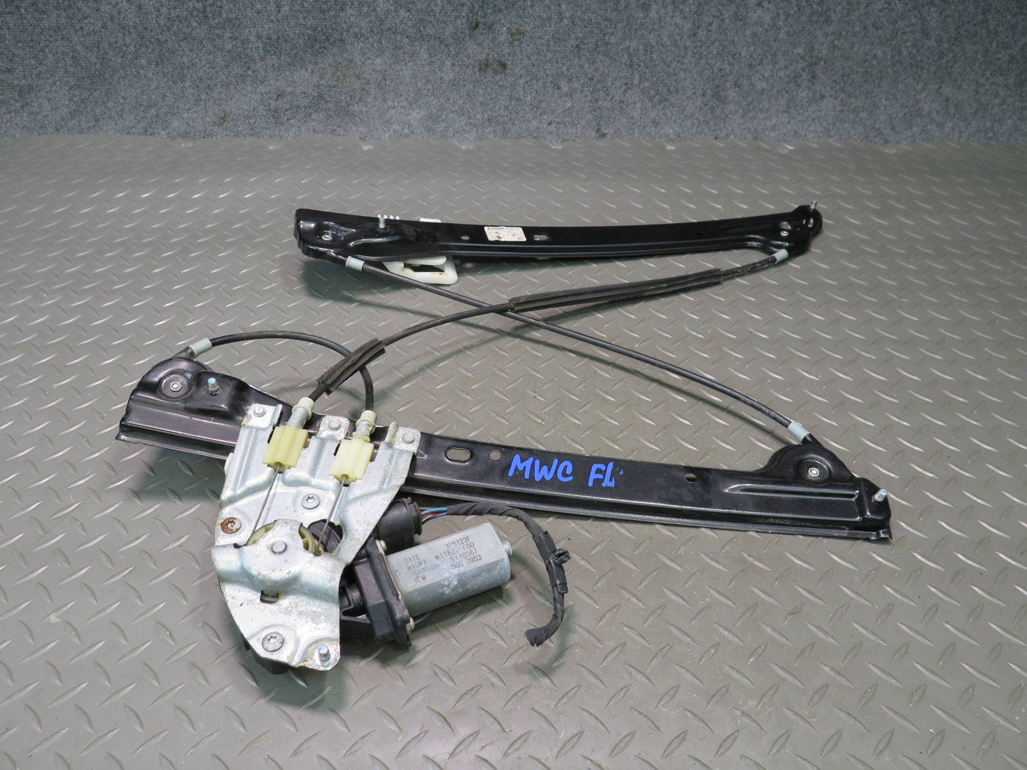 11-15 Mini Cooper R60 Countryman Front Left Door Window Regulator w Motor OEM