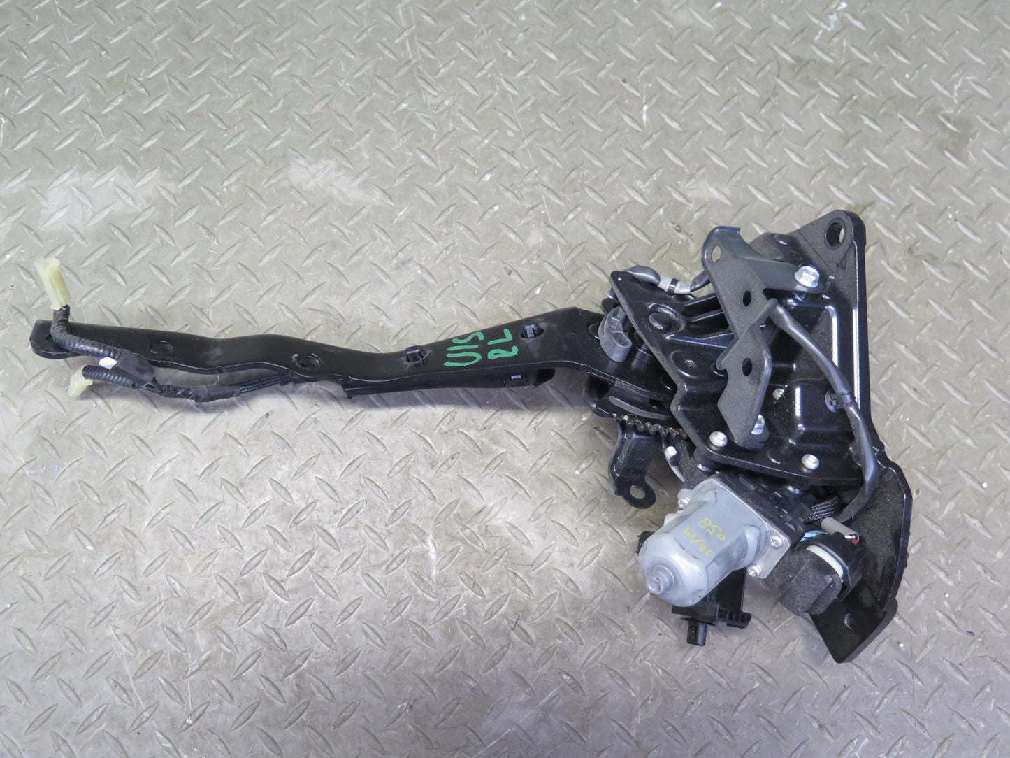 10-13 Lexus IS350 IS250 Convertible Rear Right Left TOP Roof Motor Hinge Set OEM