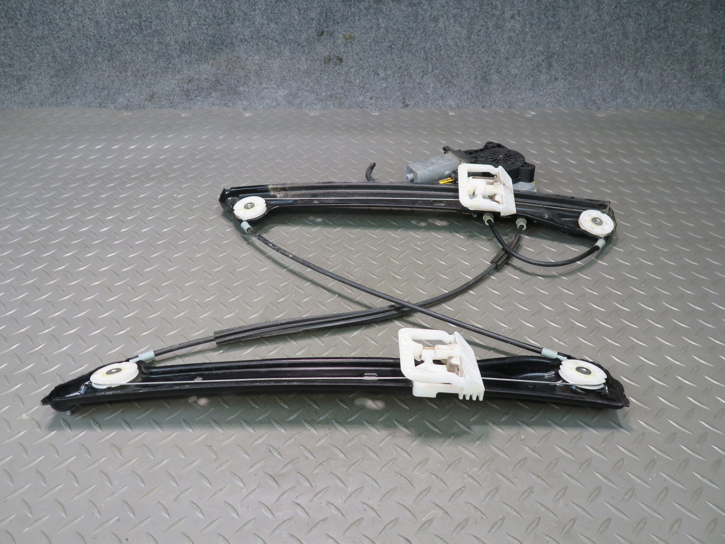 11-15 Mini Cooper R60 Countryman Front Right Door Window Regulator w Motor OEM