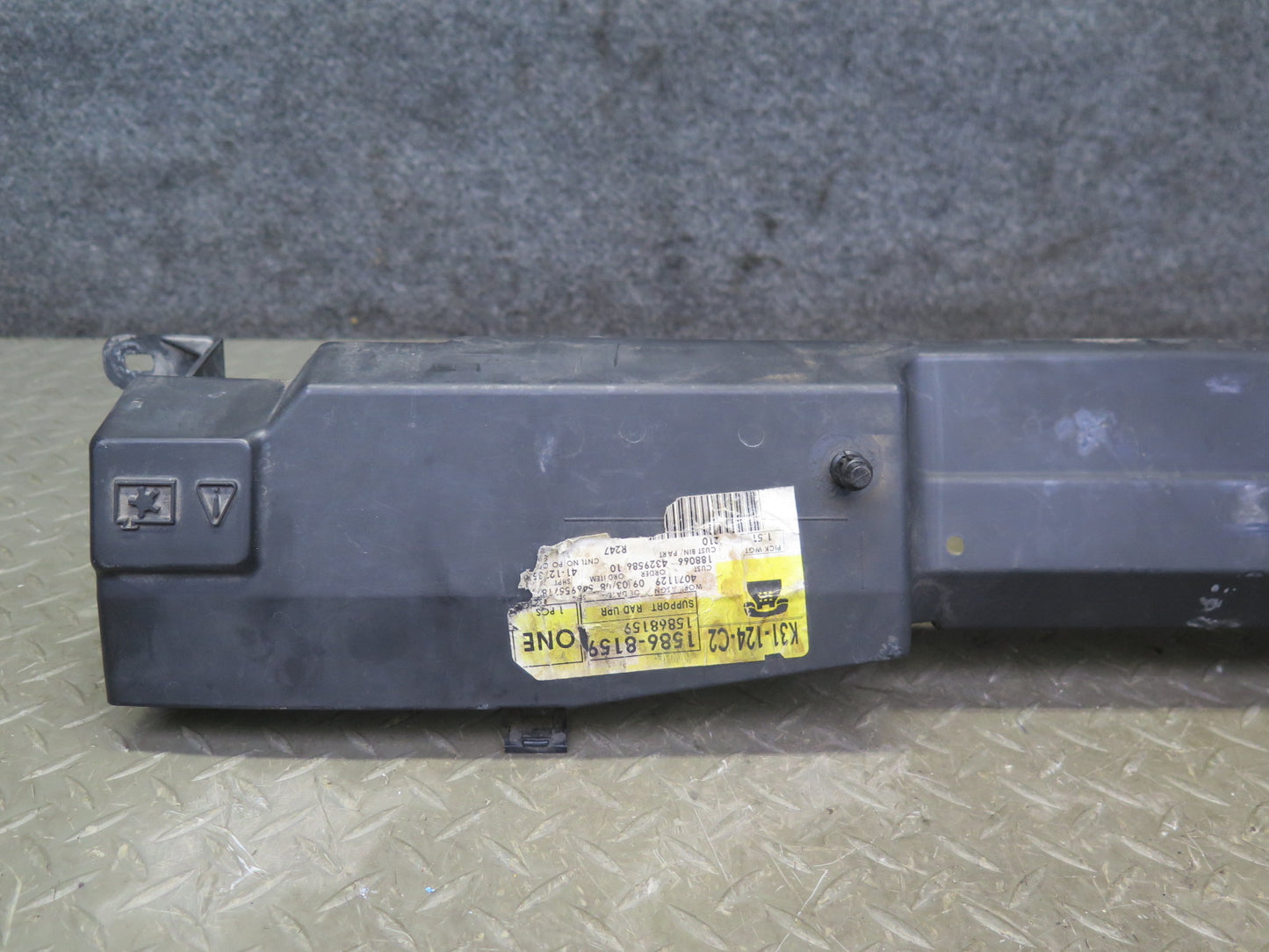 2004-2009 Cadillac XLR Front Upper Radiator Support Bracket Cover Panel