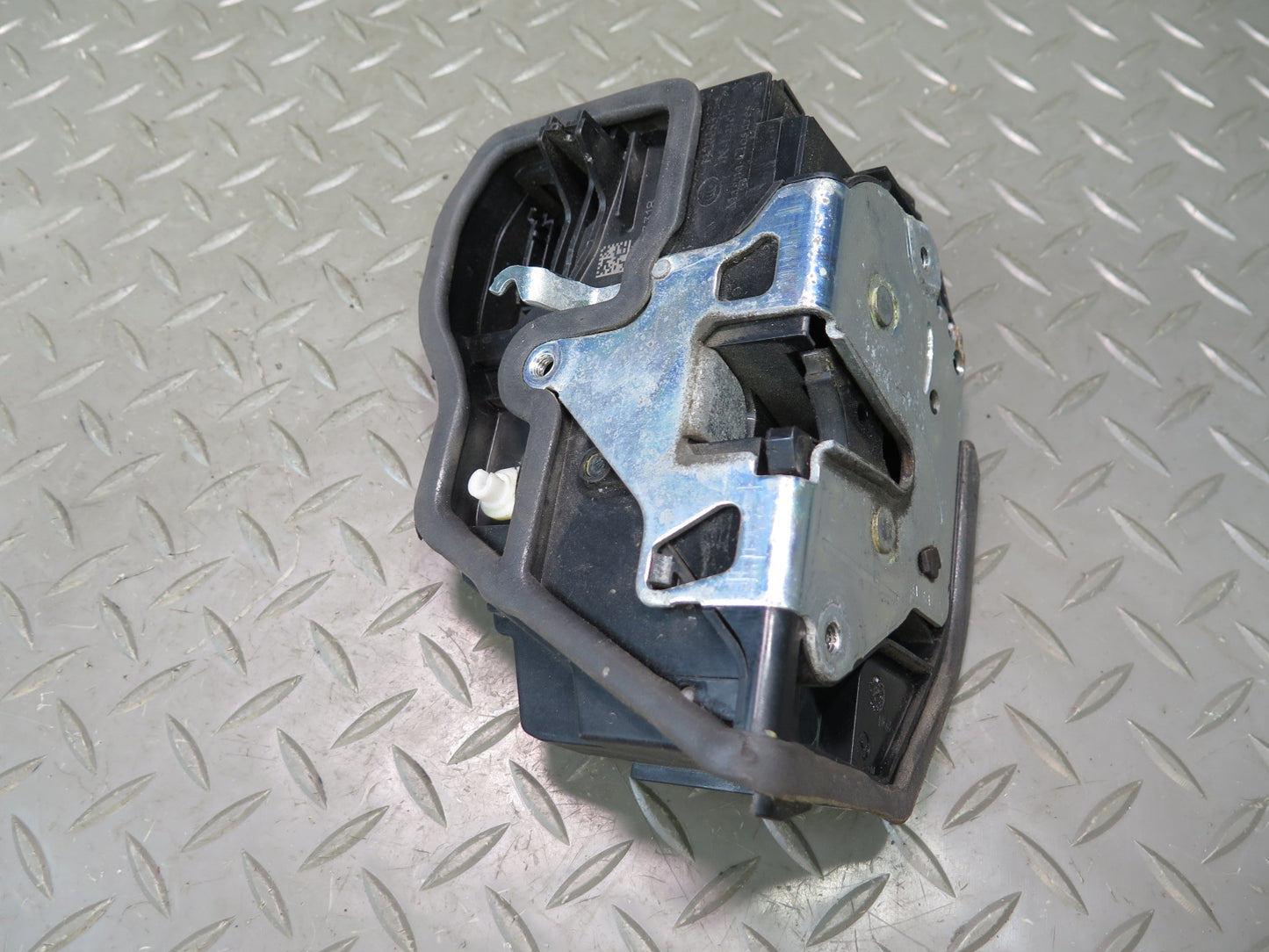 11-15 Mini Cooper R60 R61 Front Left Door Lock Latch Actuator 7318409 OEM