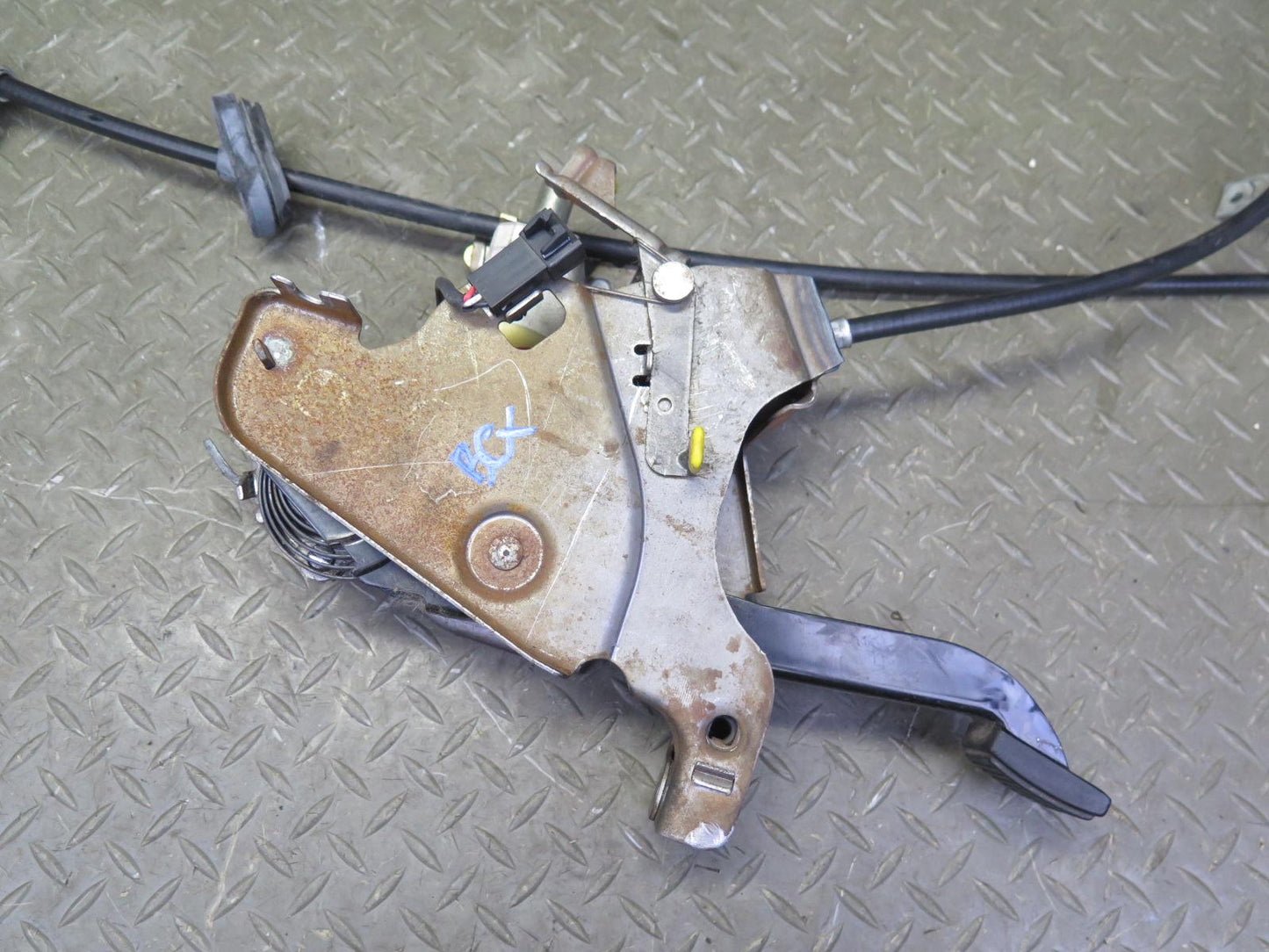 2004-2009 Cadillac XLR Parking Emergency Brake Stop Pedal W/ Cable Assembly