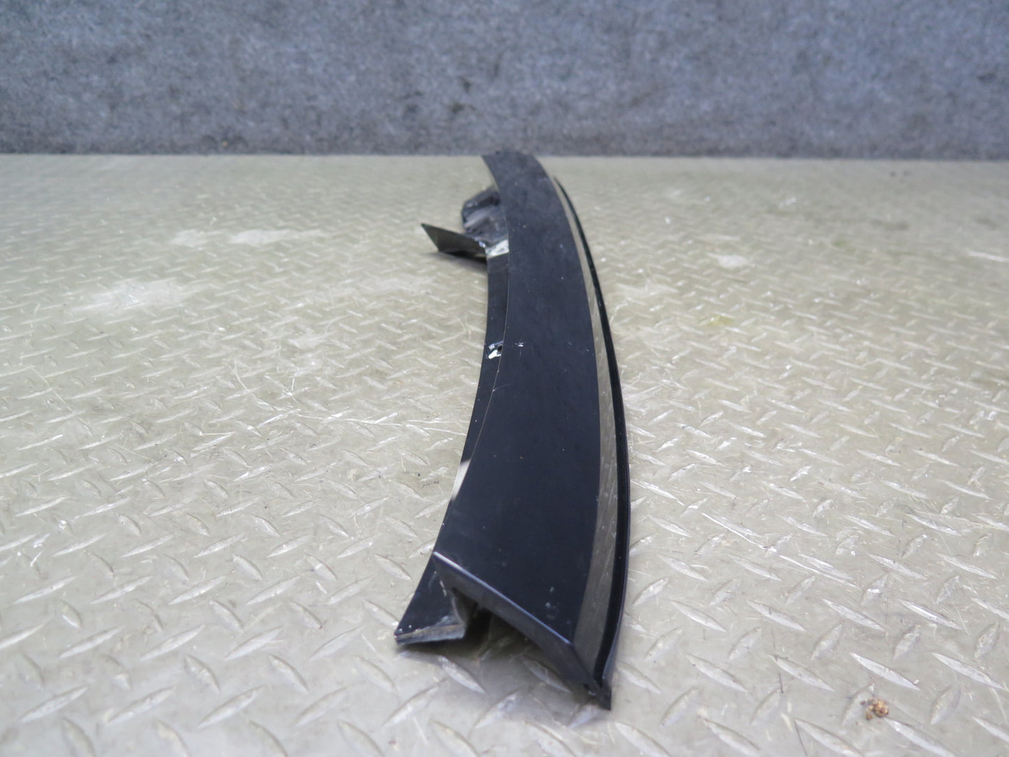2004-2009 Cadillac XLR Front Left & Right Windshield A Pillar Cover Molding Set