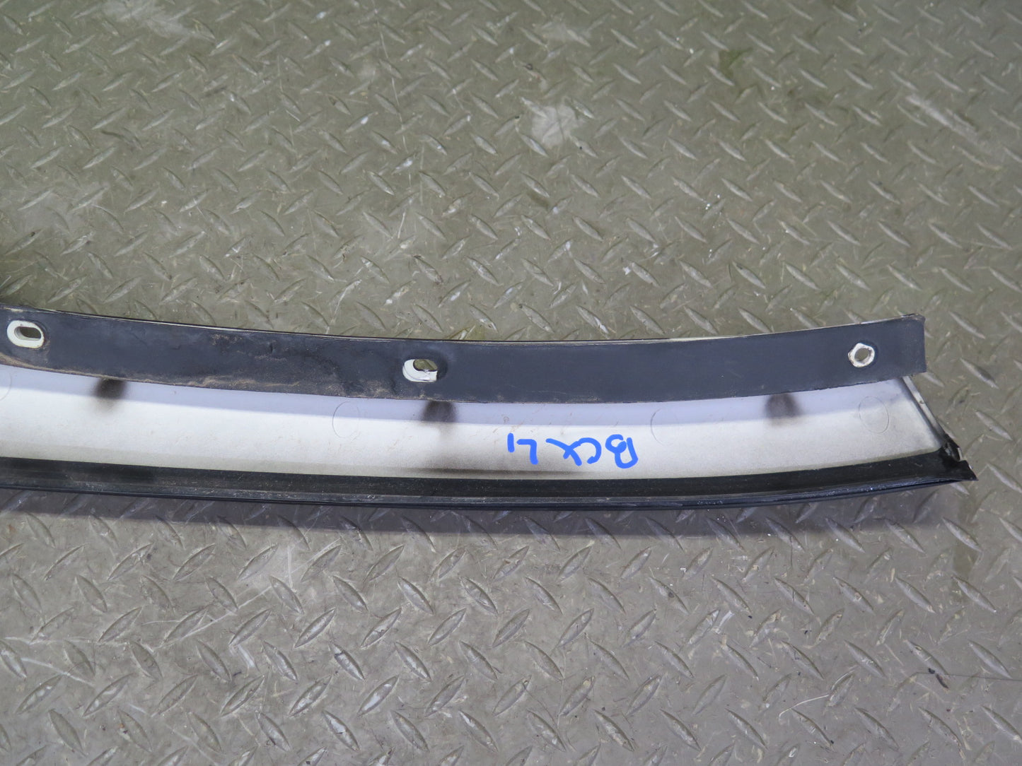 2004-2009 Cadillac XLR Front Left & Right Windshield A Pillar Cover Molding Set