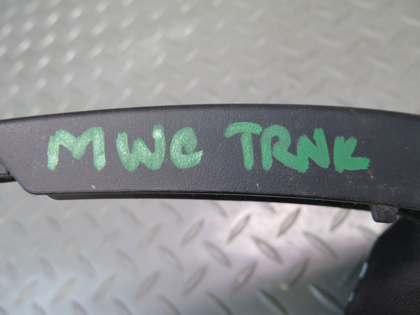 11-15 Mini Cooper R60 Countryman Rear Trunk Lid Liftgate Tailgate Wiper Arm OEM