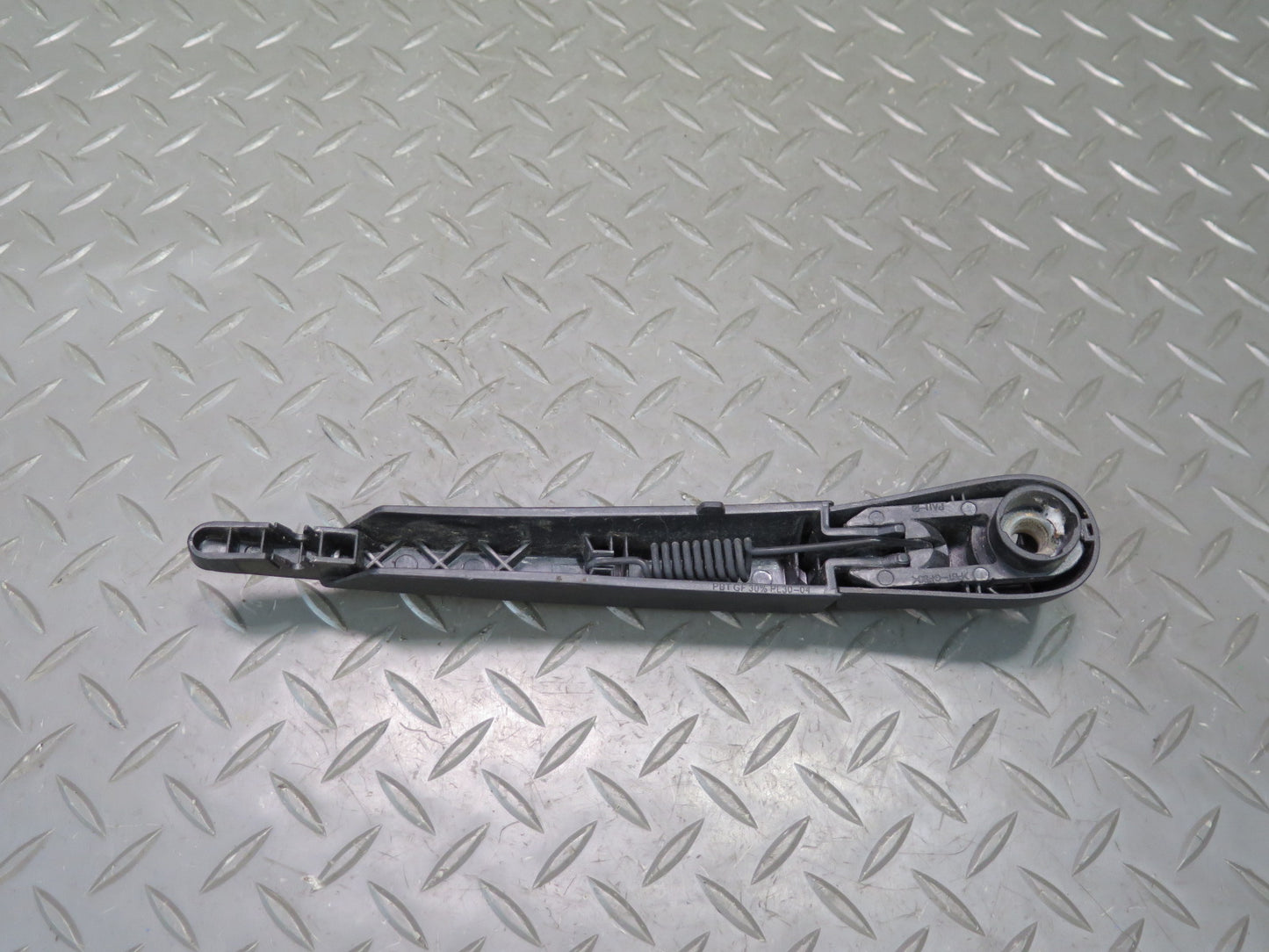 11-15 Mini Cooper R60 Countryman Rear Trunk Lid Liftgate Tailgate Wiper Arm OEM