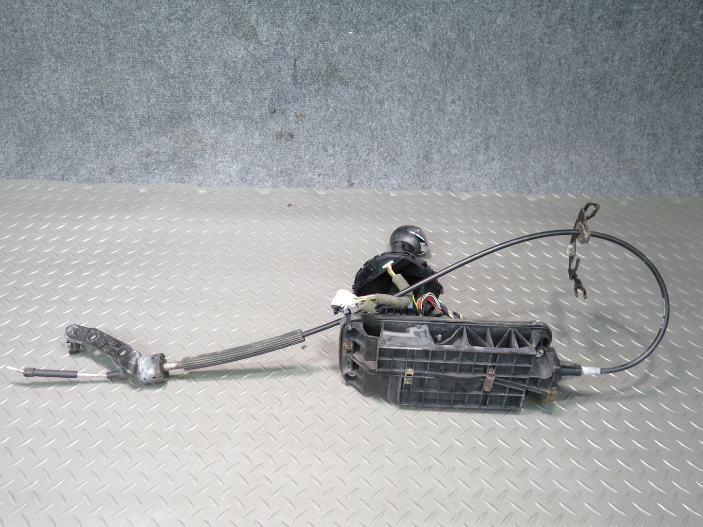 11-15 Mini Cooper S R60 R61 A/T Automatic Transmission Shifter w Cable OEM