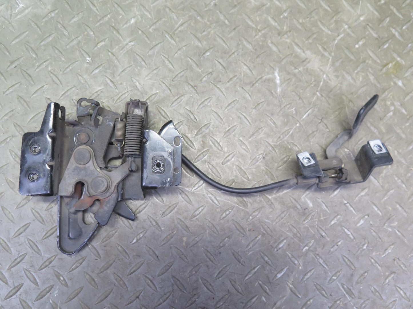 2004-2009 Cadillac XLR Hood Bonnet Lock Latch Release W/ Cable & Handle