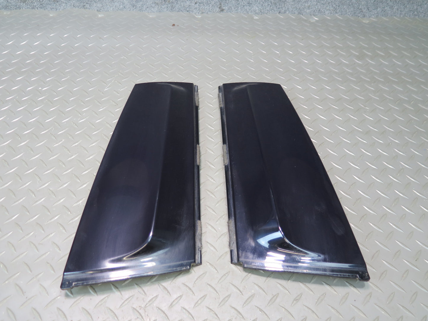11-15 Mini Cooper R60 Set of 2 Rear Exterior D Pillar Trim Panel Molding OEM