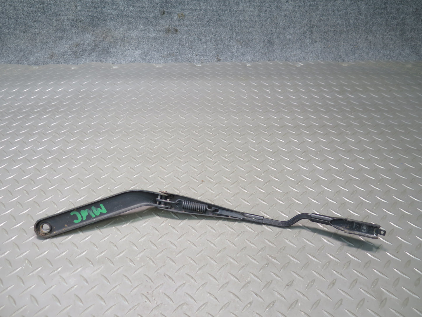 11-15 Mini Cooper R60 R61 Countryman Set of 2 Front Left & Right Wiper Arm OEM