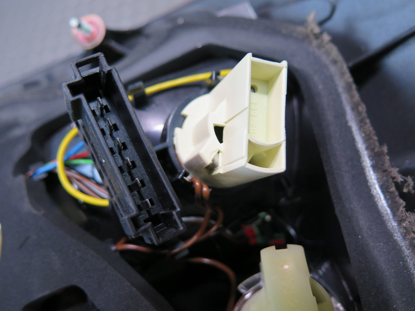 05-11 Mercedes R171 Slk-class Set of 2 Rear Left & Right Tail Light Lamp OEM