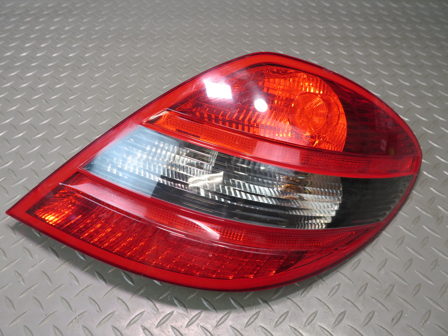 05-11 Mercedes R171 Slk-class Set of 2 Rear Left & Right Tail Light Lamp OEM