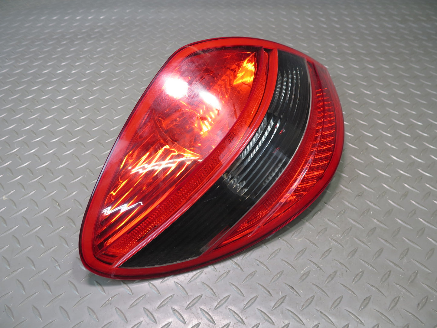 05-11 Mercedes R171 Slk-class Set of 2 Rear Left & Right Tail Light Lamp OEM