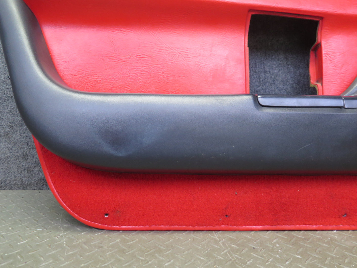 1993 Chevrolet Corvette C4 Set of 2 Door Interior Trim Panel Torch RED OEM