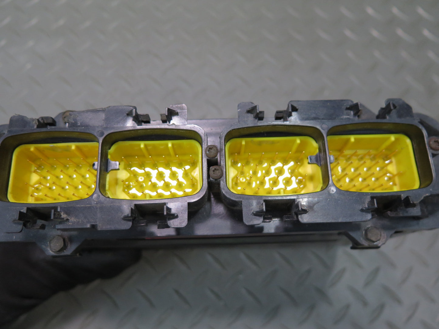 92-93 Chevrolet Corvette C4 5.7L Engine ECU ECM Computer Control Module OEM