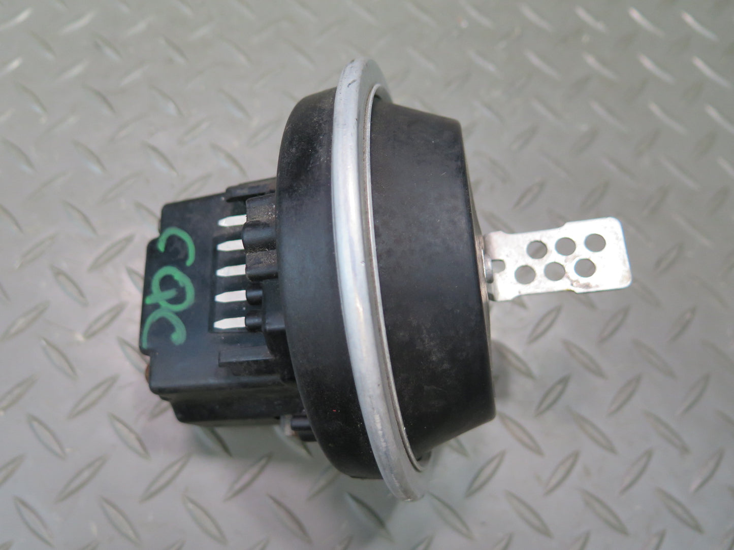 90-96 Chevrolet Corvette C4 Cruise Control Vacuum Actuator 25110835 OEM