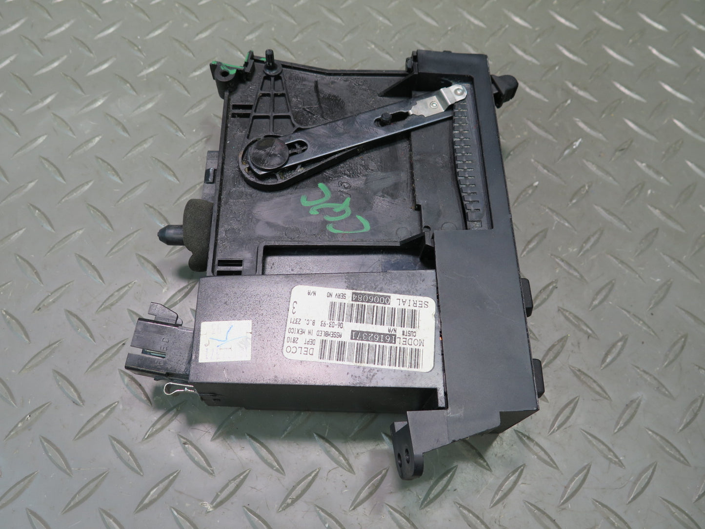 92-93 Chevrolet Corvette C4 A/C Heater Climate Control Switch Panel 16162371 OEM