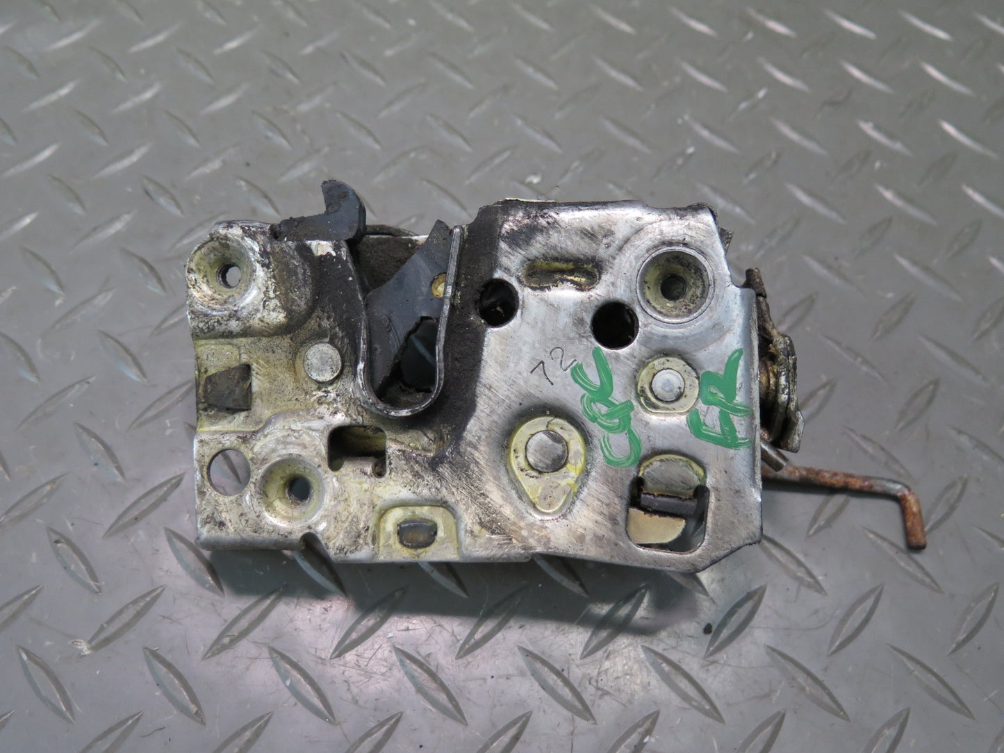 90-96 Chevrolet Corvette C4 Right Door Lock Latch Actuator OEM