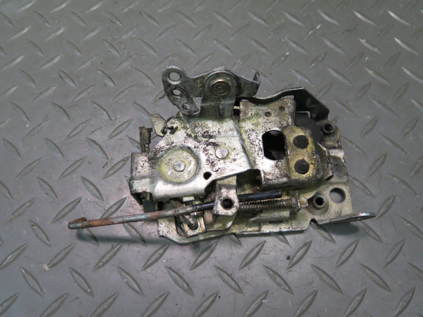 90-96 Chevrolet Corvette C4 Right Door Lock Latch Actuator OEM