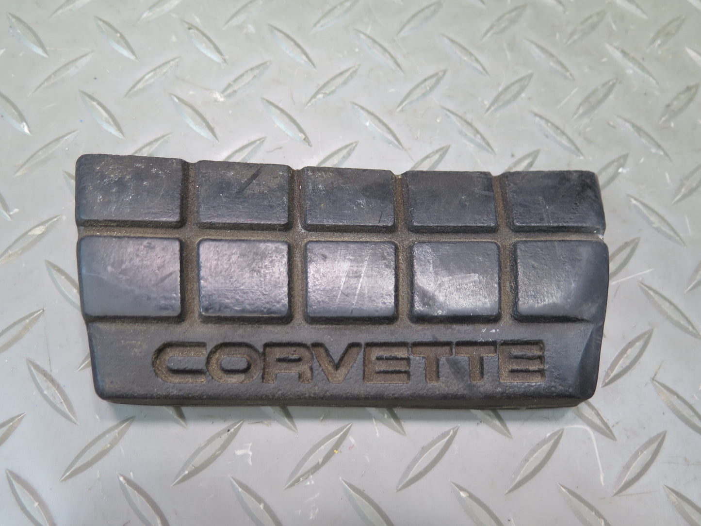 90-96 Chevrolet Corvette C4 Gas Acceleration Pedal & Brake Pedal Pad Set OEM