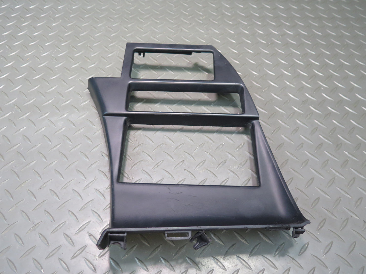 92-93 Chevrolet Corvette C4 Dash Center Trim Bezel Cover Panel 10233785 OEM