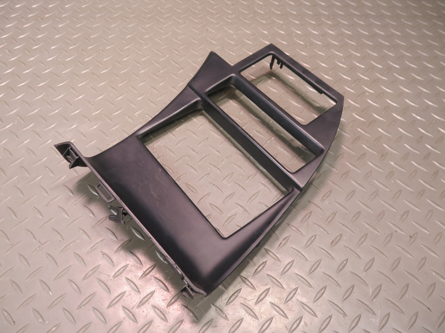 92-93 Chevrolet Corvette C4 Dash Center Trim Bezel Cover Panel 10233785 OEM