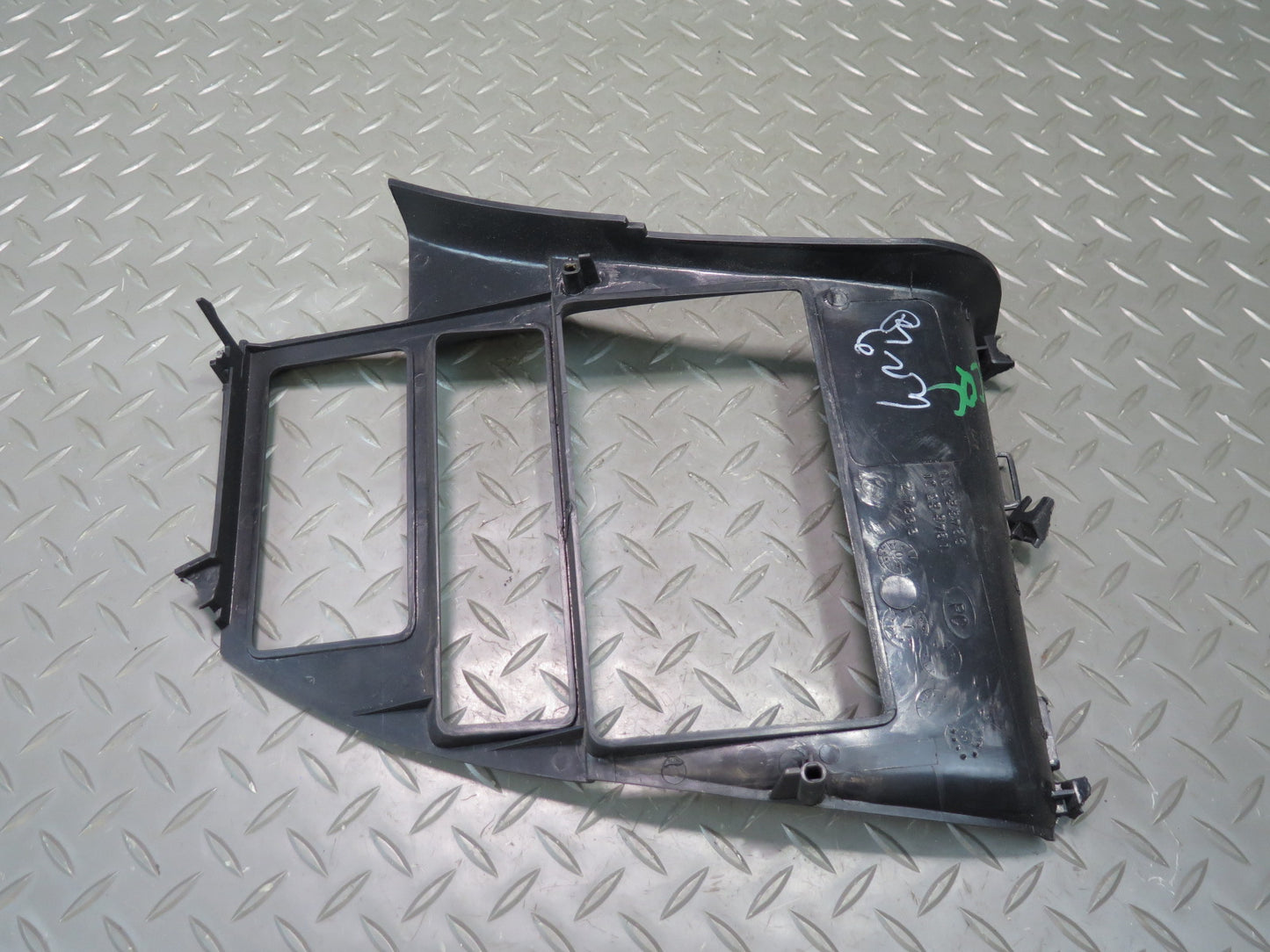 92-93 Chevrolet Corvette C4 Dash Center Trim Bezel Cover Panel 10233785 OEM