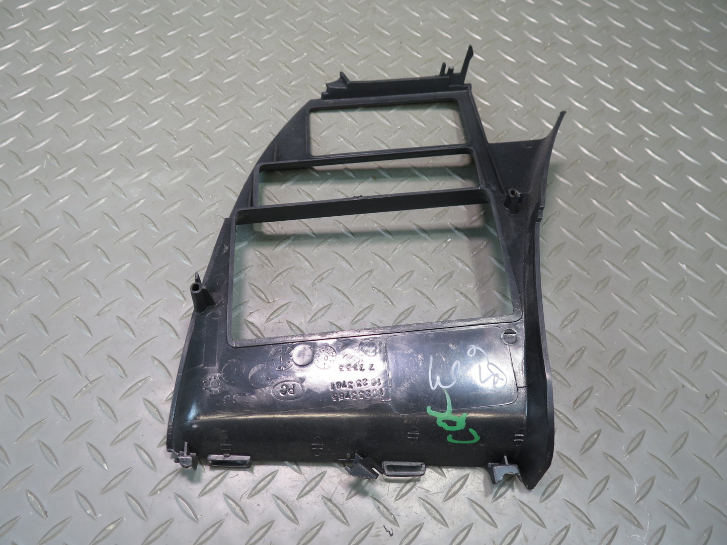 92-93 Chevrolet Corvette C4 Dash Center Trim Bezel Cover Panel 10233785 OEM