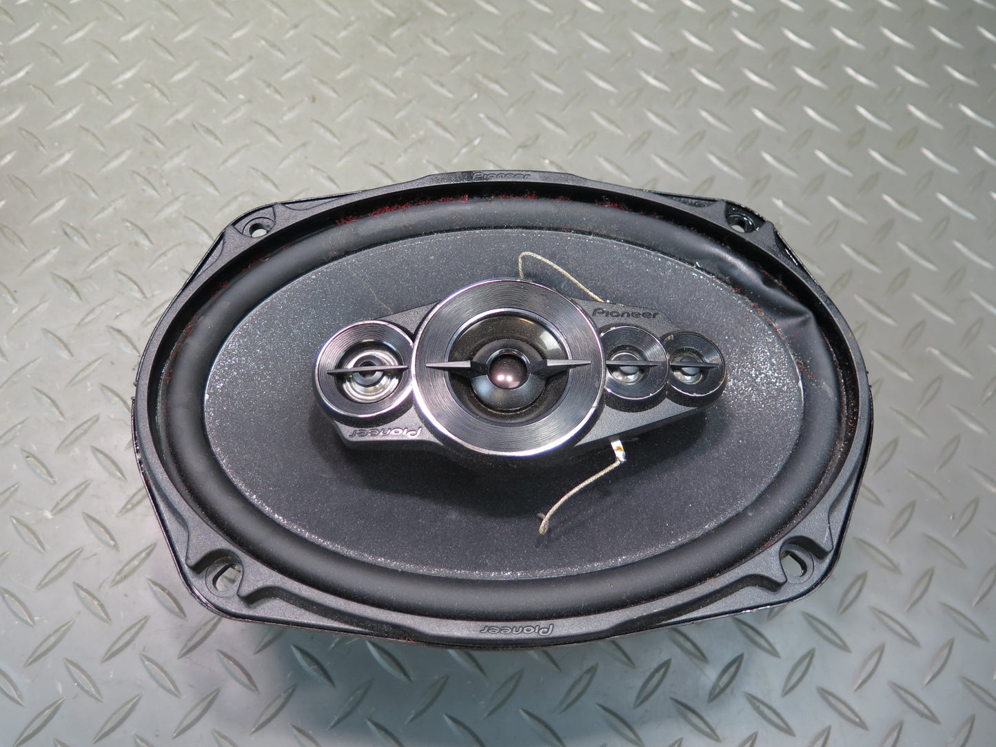 Set of 2 Pioneer TS-A6996R 5-WAY Coaxial Speaker